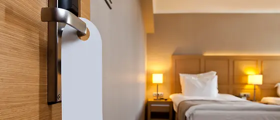 Hoteliers & touristische Anbieter Hoteliers & touristische Anbieter