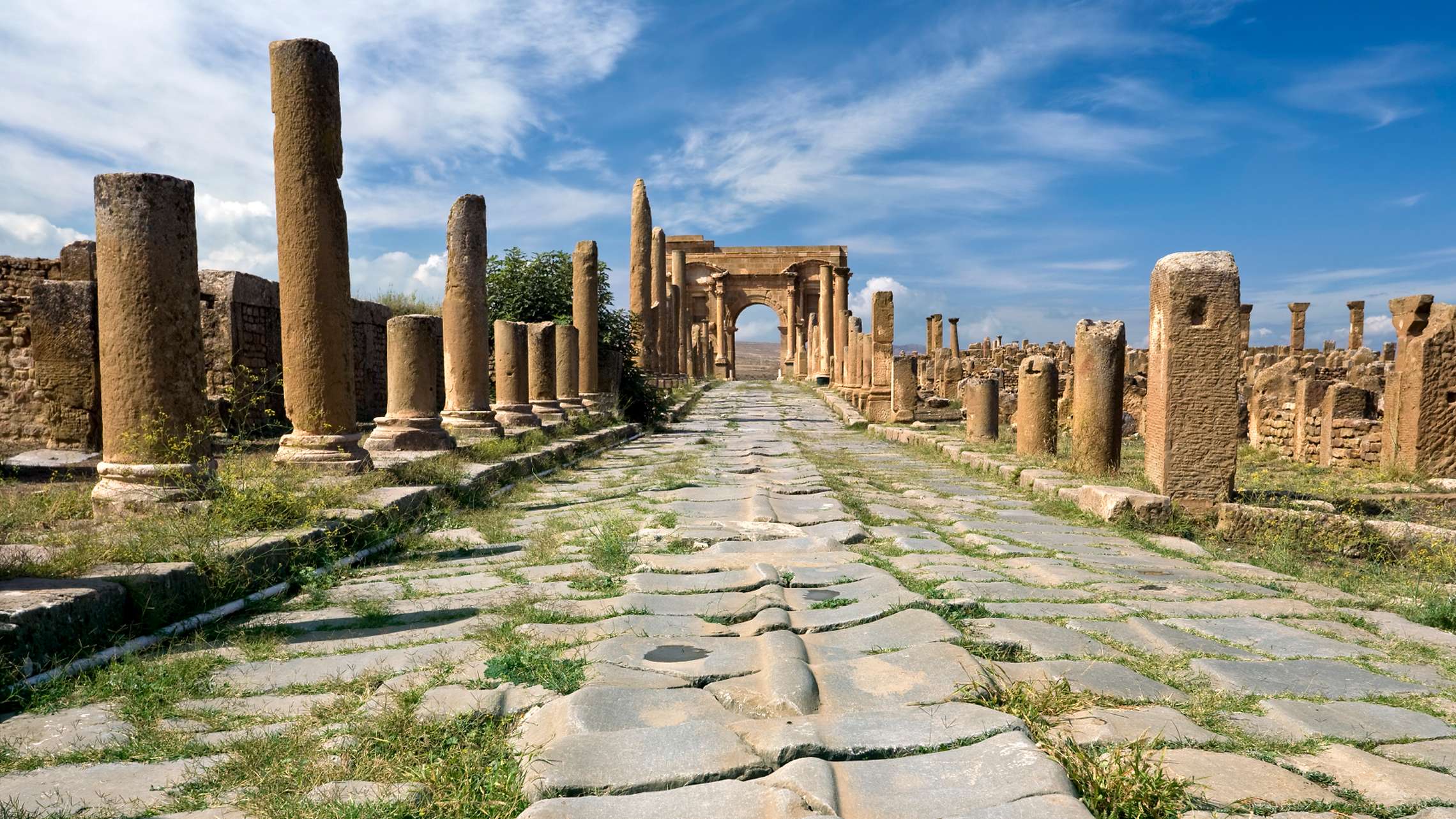 Algerien Reiserücktritt und Auslandskrankenversicherung