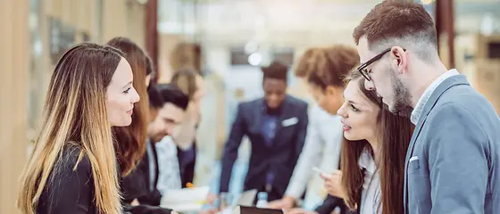 Roadshows & Messen Roadshows & Messen