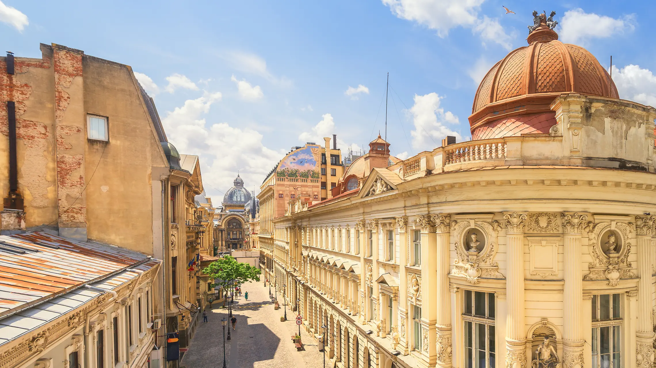 Rumänien: Reiserücktritt und Auslandskrankenversicherung